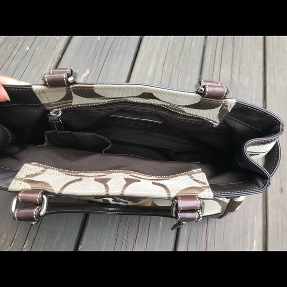 Coach purse - Picture 4 of 4